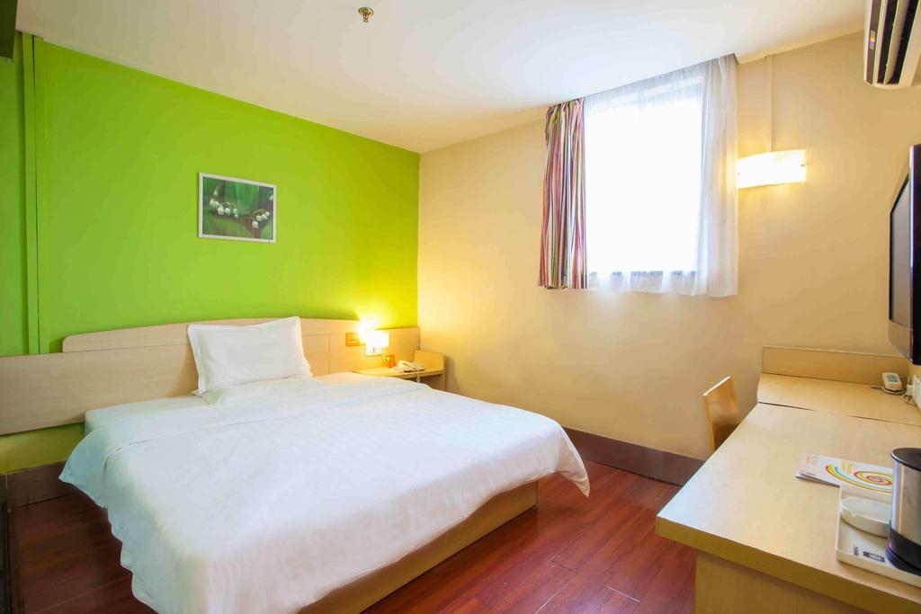 7Days Premium Chongqing Hongqihegou Quarto foto